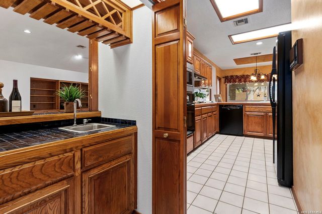 9203 Bigbury, San Antonio, TX 78254