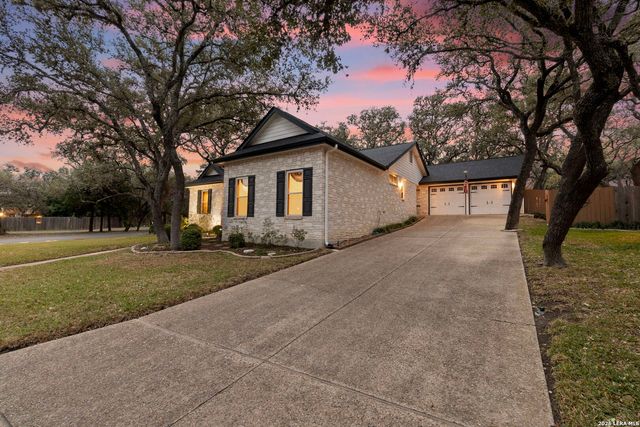 9203 Bigbury, San Antonio, TX 78254