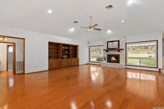 9203 Bigbury, San Antonio, TX 78254