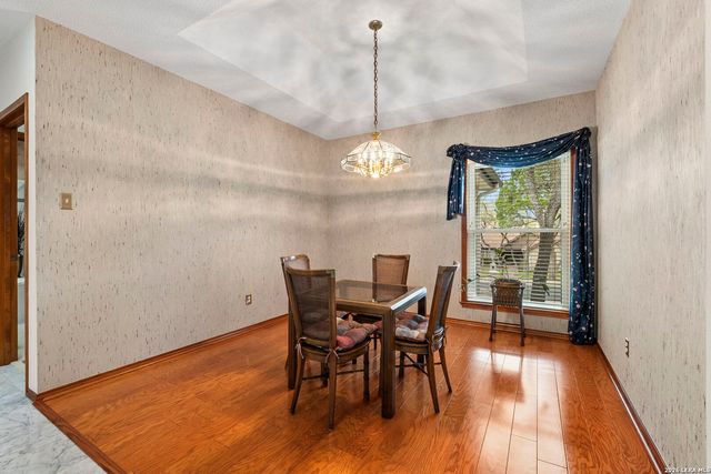 9203 Bigbury, San Antonio, TX 78254