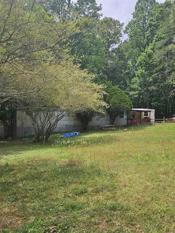 865 Lumber Company Road, Talking Rock, GA 30175