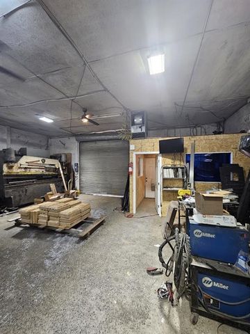 865 Lumber Company Road, Talking Rock, GA 30175