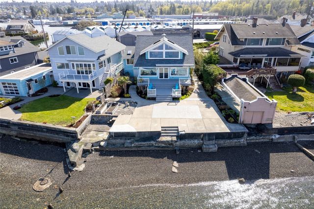 1838 Day Island Boulevard W, University Place, WA 98466