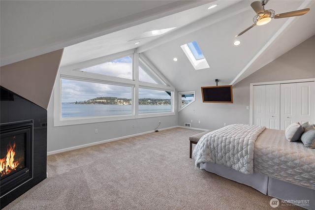 1838 Day Island Boulevard W, University Place, WA 98466
