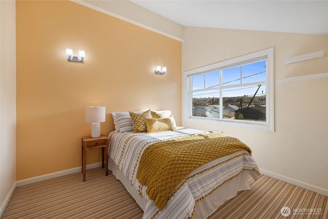 1838 Day Island Boulevard W, University Place, WA 98466