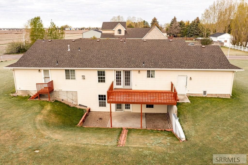 Image 13 of property listing at 6138 N 12th E, Idaho Falls, ID 83401