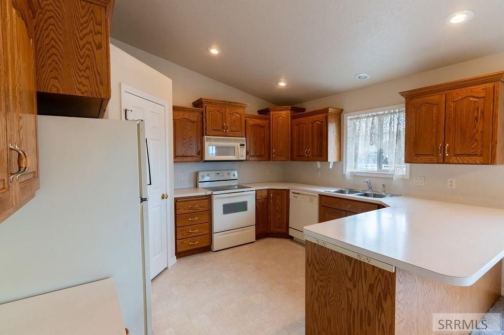 Image 18 of property listing at 6138 N 12th E, Idaho Falls, ID 83401