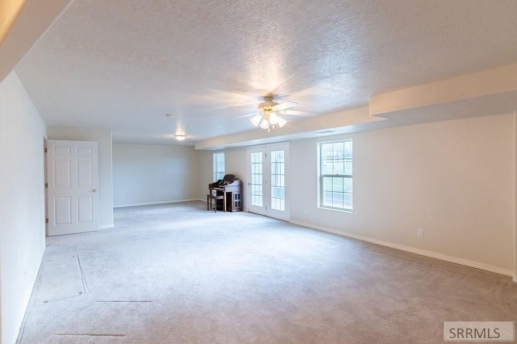 Image 34 of property listing at 6138 N 12th E, Idaho Falls, ID 83401