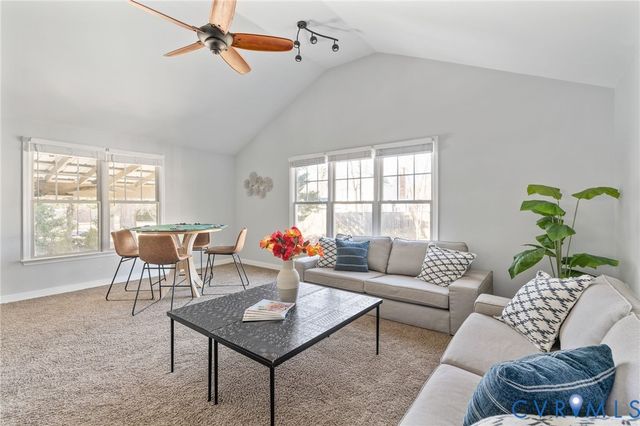 10928 Forest Trace Ln, Glen Allen, VA 23059