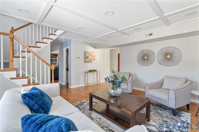 10928 Forest Trace Ln, Glen Allen, VA 23059