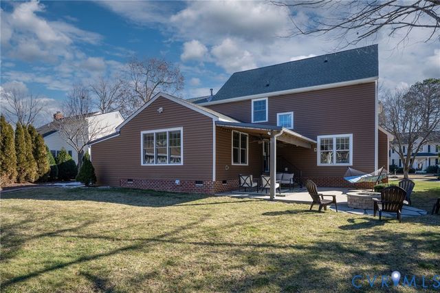 10928 Forest Trace Ln, Glen Allen, VA 23059