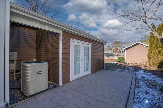 10928 Forest Trace Ln, Glen Allen, VA 23059