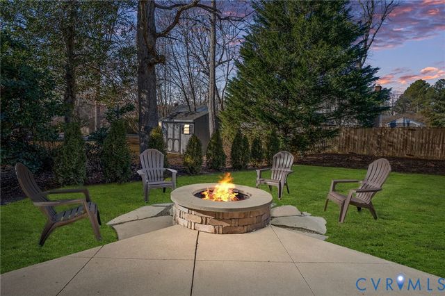 10928 Forest Trace Ln, Glen Allen, VA 23059