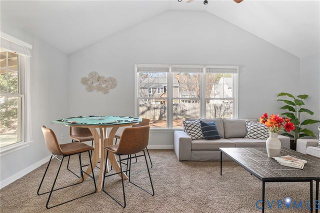 10928 Forest Trace Ln, Glen Allen, VA 23059