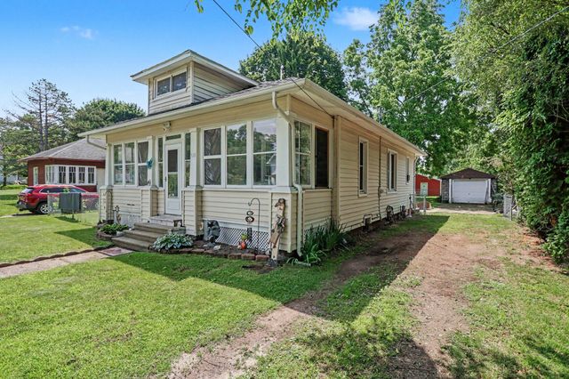 320 Vass Avenue, Emmett Twp, MI 49014