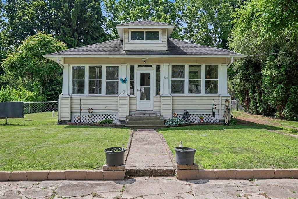 320 Vass Avenue, Emmett Twp, MI 49014