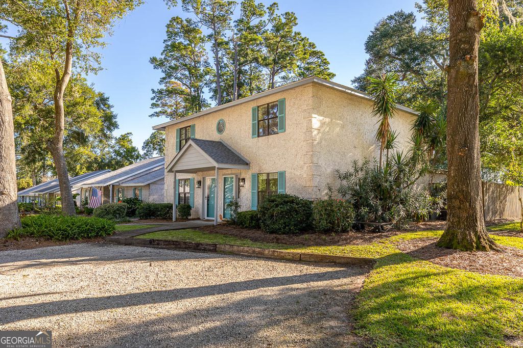 214 Island Drive, St. Simons, GA 31522