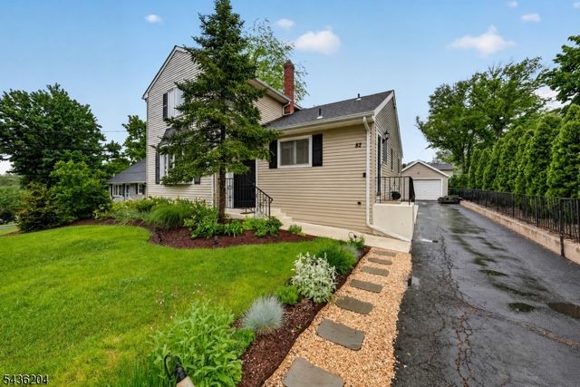 82 Duval St, Bridgewater Twp., NJ 08807