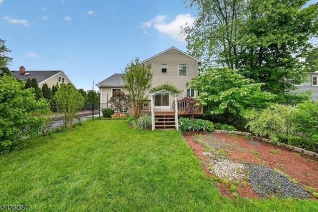 82 Duval St, Bridgewater Twp., NJ 08807