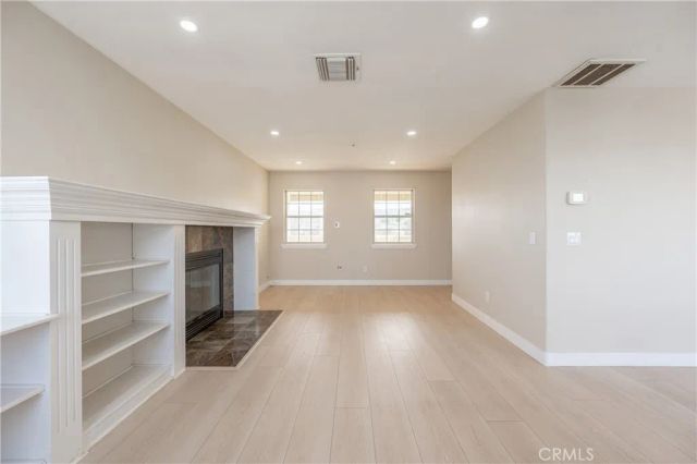 957 Sierra Hills Lane, Palmdale, CA 93550