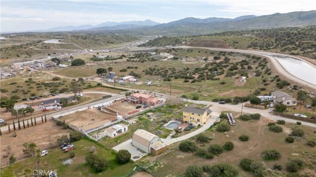 957 Sierra Hills Lane, Palmdale, CA 93550