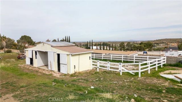 957 Sierra Hills Lane, Palmdale, CA 93550