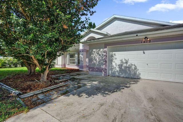 1212 SE Petunia Avenue, Port St. Lucie, Port St Lucie, FL 34952