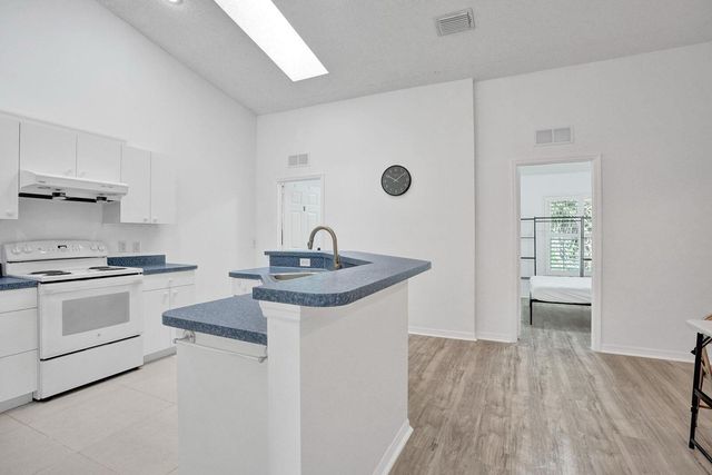 1212 SE Petunia Avenue, Port St. Lucie, Port St Lucie, FL 34952