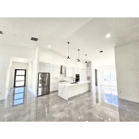 16467 HILLSBOROUGH BOULEVARD, Port Charlotte, FL 33954