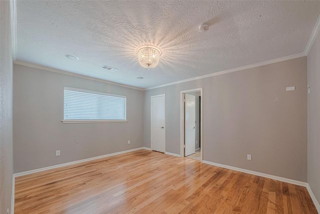 927 Carlingford Lane, Houston, TX 77079