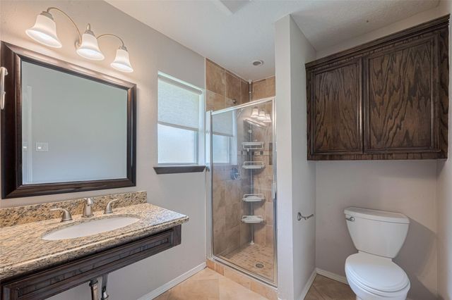 927 Carlingford Lane, Houston, TX 77079