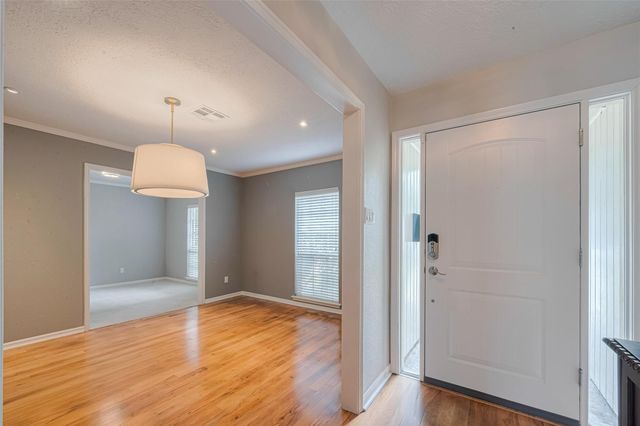 927 Carlingford Lane, Houston, TX 77079