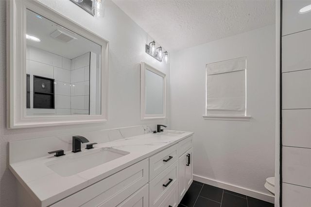 927 Carlingford Lane, Houston, TX 77079