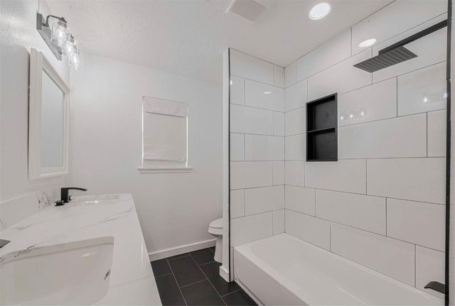 927 Carlingford Lane, Houston, TX 77079
