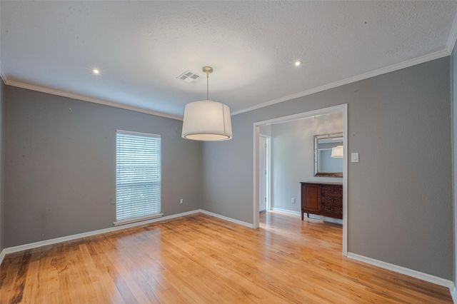 927 Carlingford Lane, Houston, TX 77079