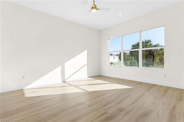 4446 8th ST NE, Naples, FL 34120