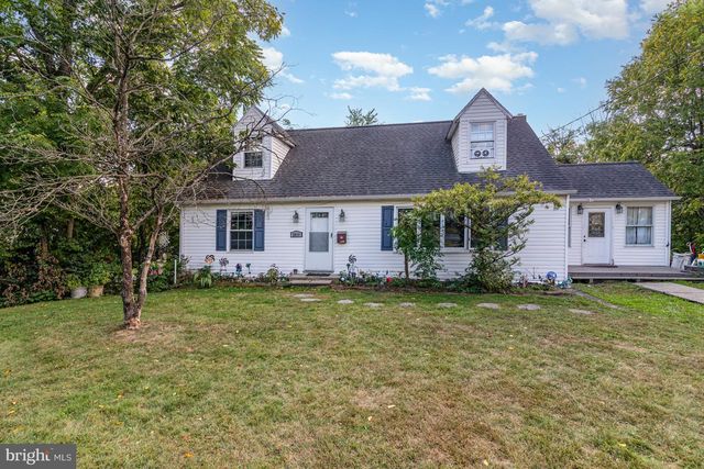 3615 ELMERTON AVE, Harrisburg, PA 17109