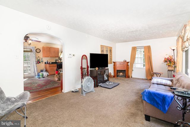 3615 ELMERTON AVE, Harrisburg, PA 17109
