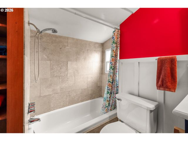 2026 Se INSLEY St, Portland, OR 97202