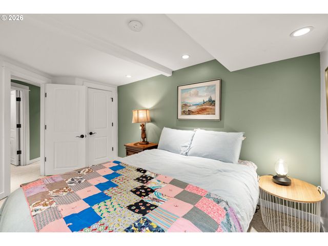 2026 Se INSLEY St, Portland, OR 97202