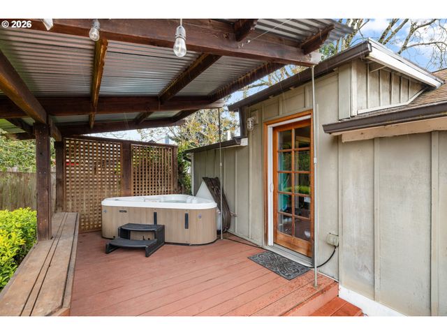 2026 Se INSLEY St, Portland, OR 97202