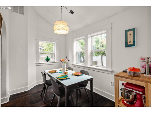 2026 Se INSLEY St, Portland, OR 97202