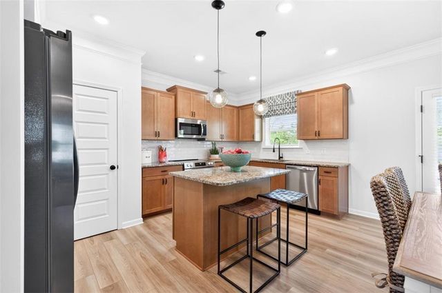 707 Magnolia Hill Road, Cartersville, GA 30120
