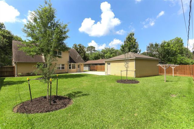 12506 Whittington Drive, Houston, TX 77077