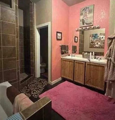 425 S Cimarron Road, Yukon, OK 73099