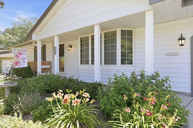 3904 Maryland Avenue N, New Hope, MN 55427