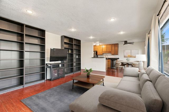 3019 Bryant Avenue S 101, Minneapolis, MN 55408