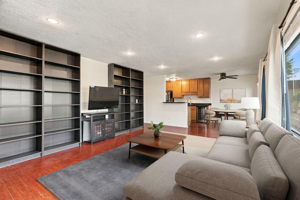 3019 Bryant Avenue S 101, Minneapolis, MN 55408 — photo 4