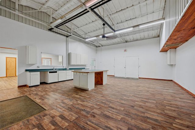 1030 Roland Road, Whitesboro, TX 76273