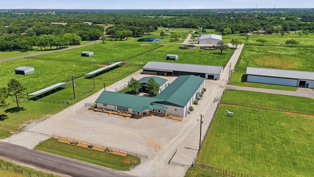 1030 Roland Road, Whitesboro, TX 76273